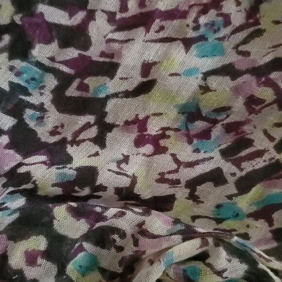 Patterned Scarf   - Picture 2 of 2